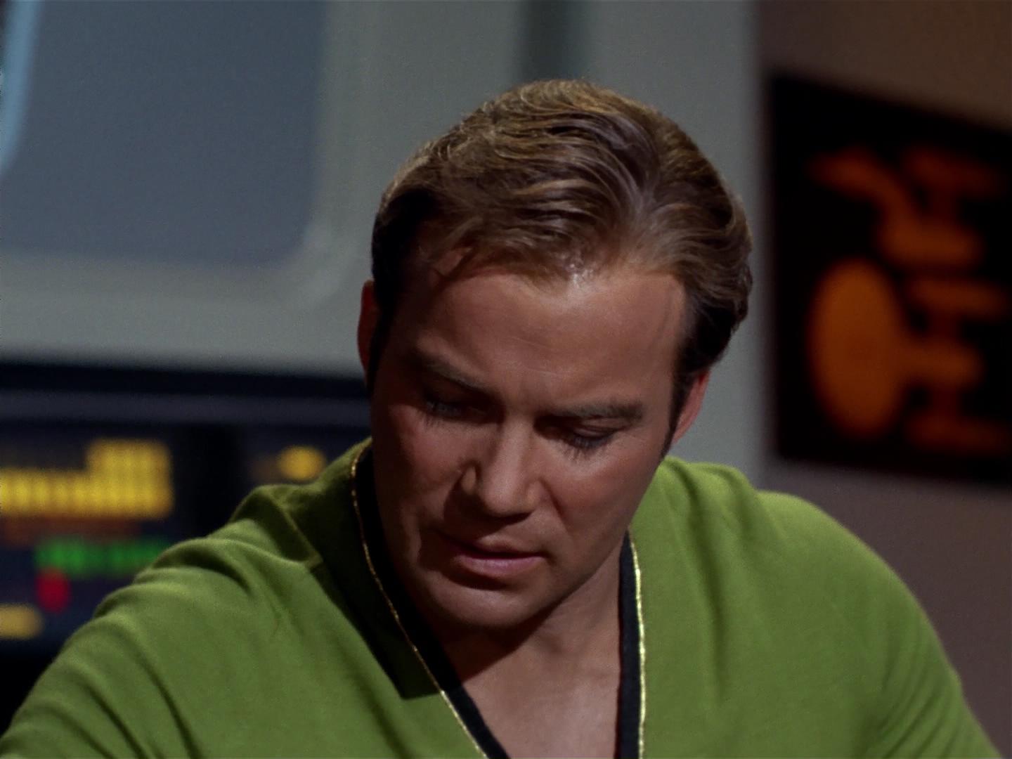 ariane179254_StarTrek_2x18_TheImmunitySyndrome_3020.jpg
