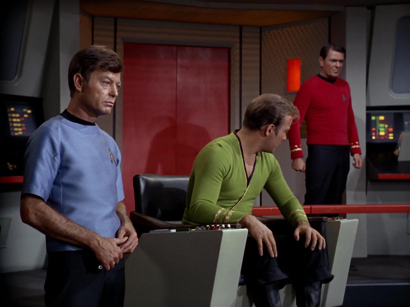 ariane179254_StarTrek_2x18_TheImmunitySyndrome_3077.jpg