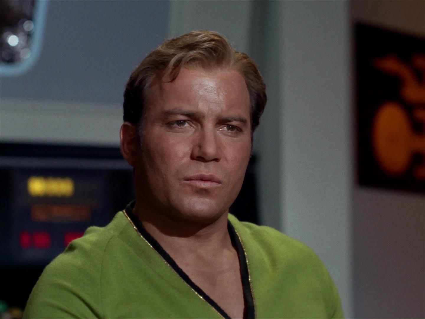 ariane179254_StarTrek_2x18_TheImmunitySyndrome_3101.jpg