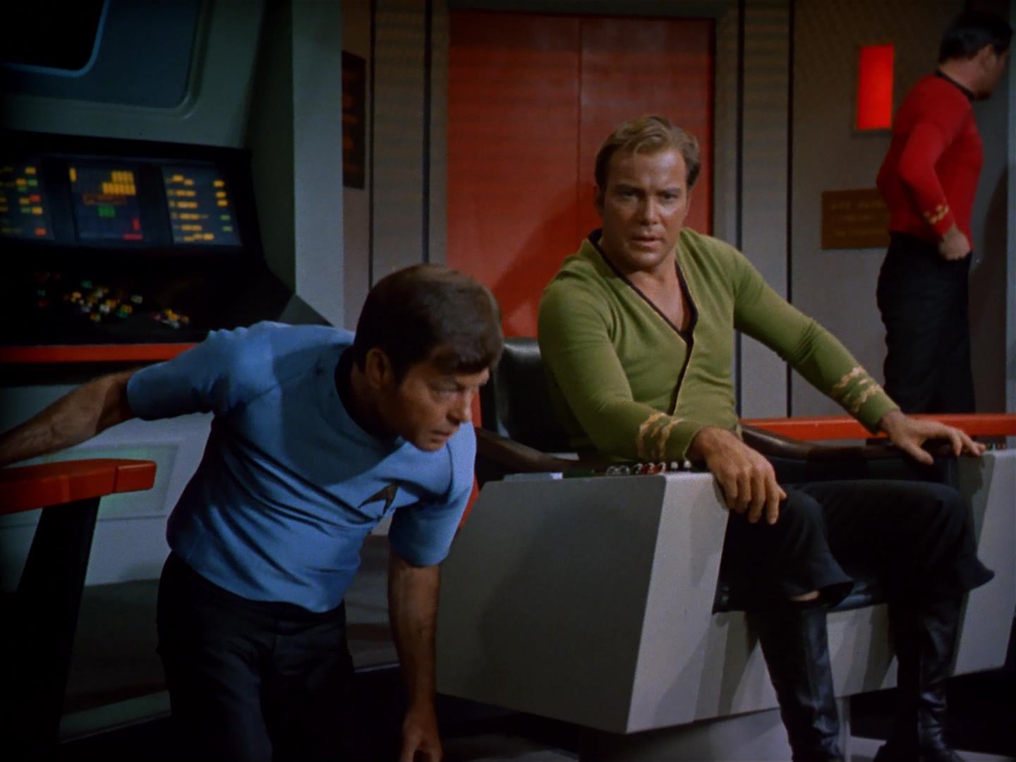 ariane179254_StarTrek_2x18_TheImmunitySyndrome_3123.jpg