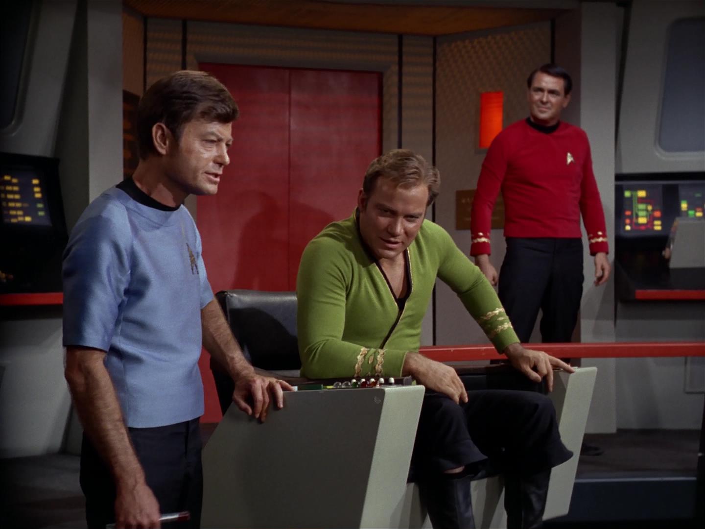 ariane179254_StarTrek_2x18_TheImmunitySyndrome_3183.jpg