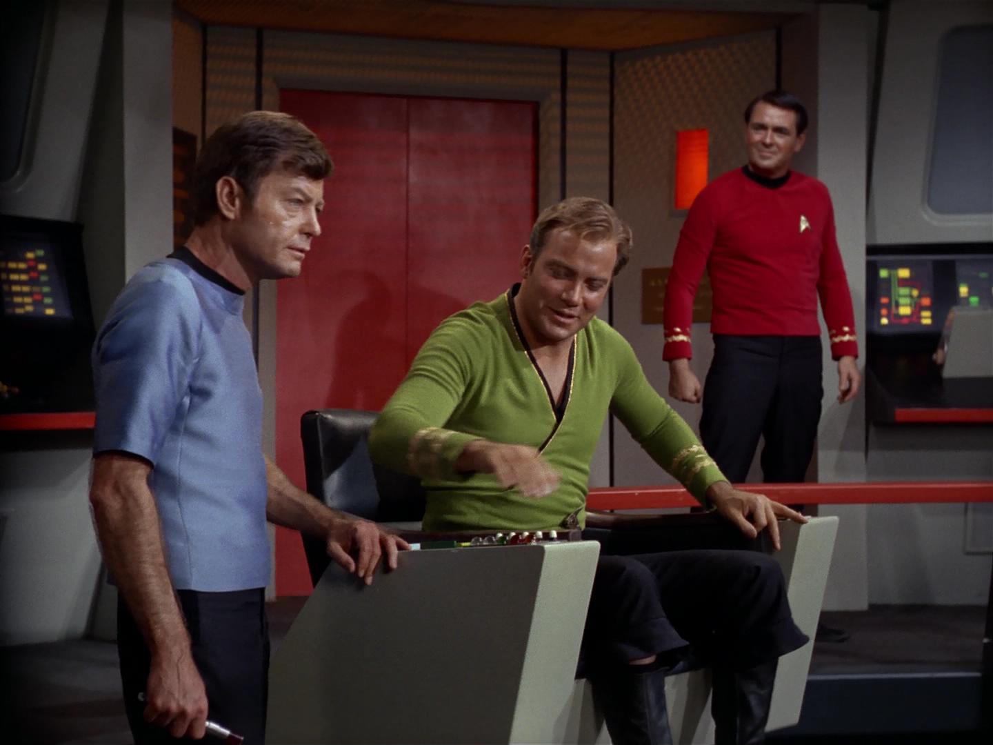 ariane179254_StarTrek_2x18_TheImmunitySyndrome_3186.jpg