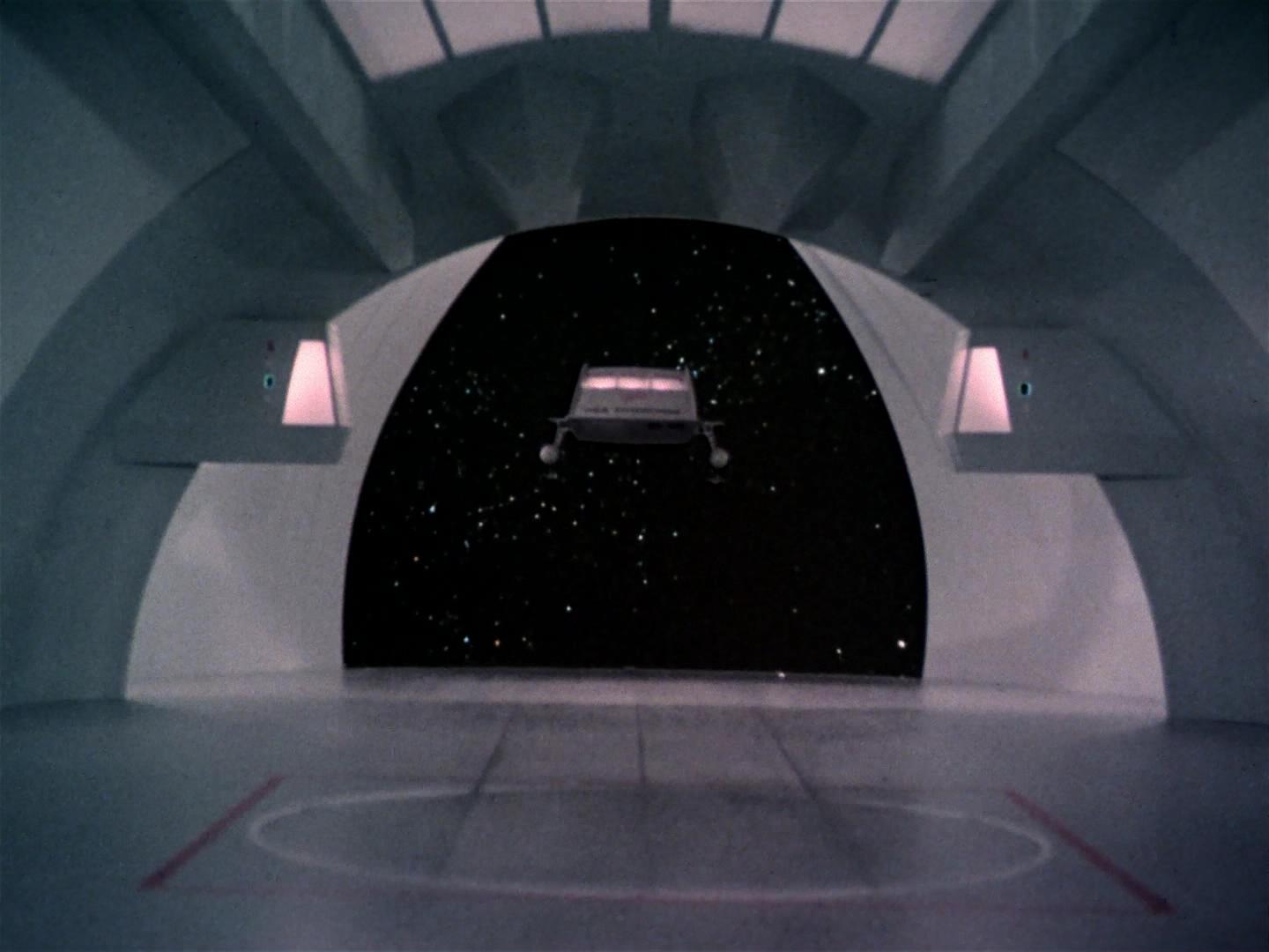 ariane179254_StarTrek_2x18_TheImmunitySyndrome_3197.jpg