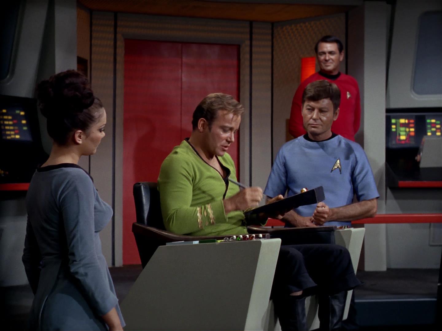 ariane179254_StarTrek_2x18_TheImmunitySyndrome_3224.jpg