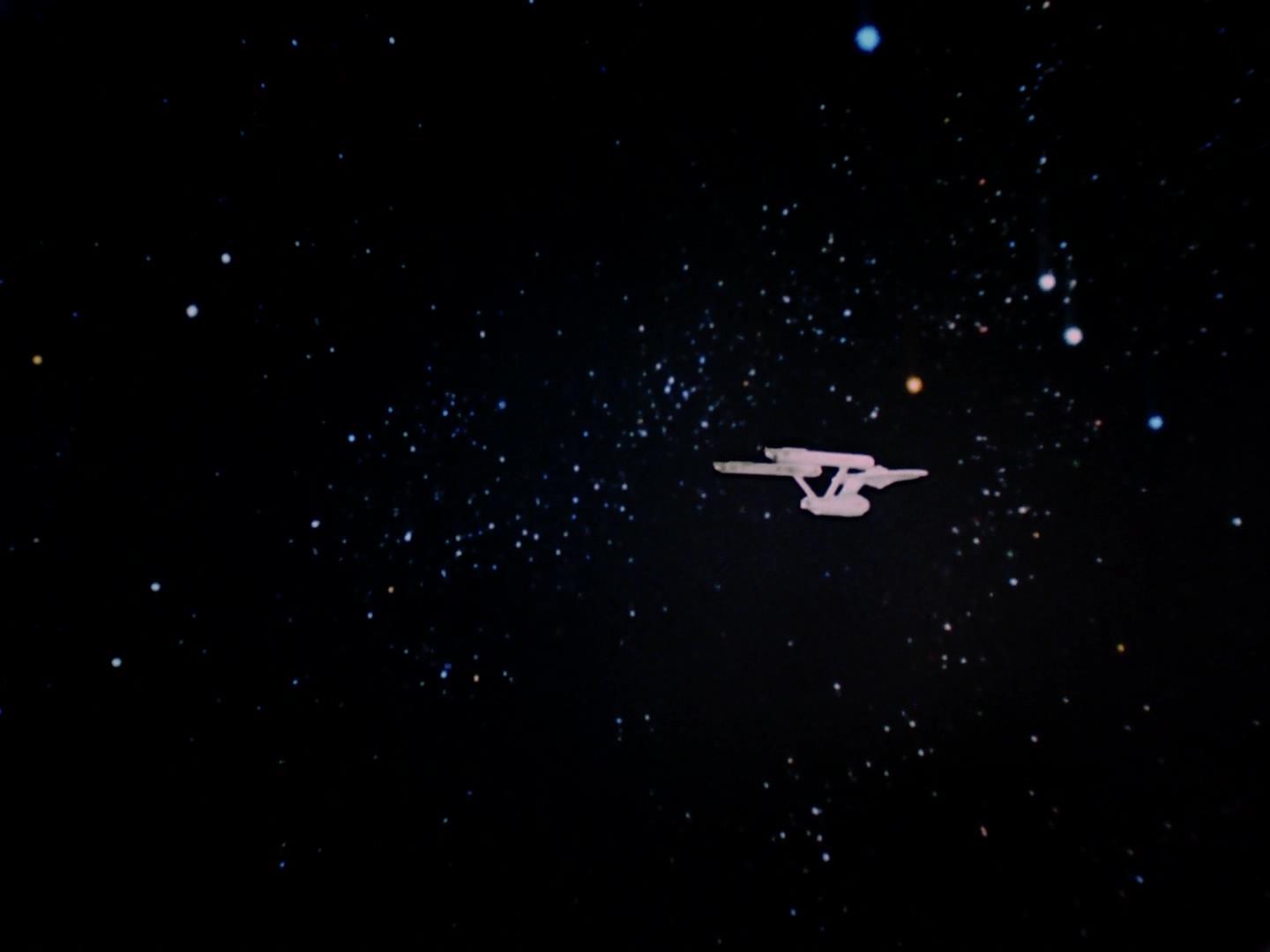 ariane179254_StarTrek_2x18_TheImmunitySyndrome_3239.jpg