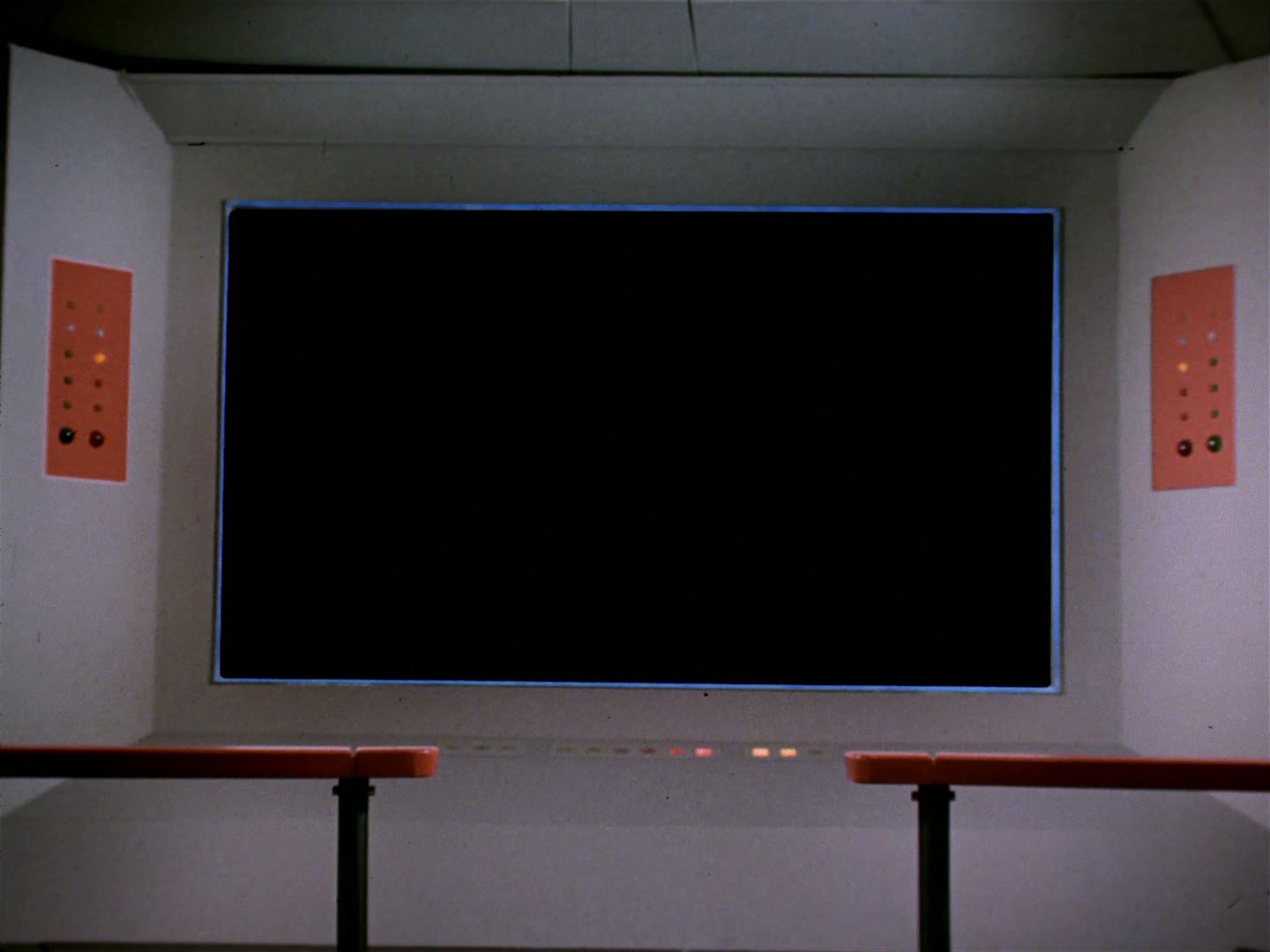 ariane179254_StarTrek_2x18_TheImmunitySyndrome-NewEffects_0839.jpg