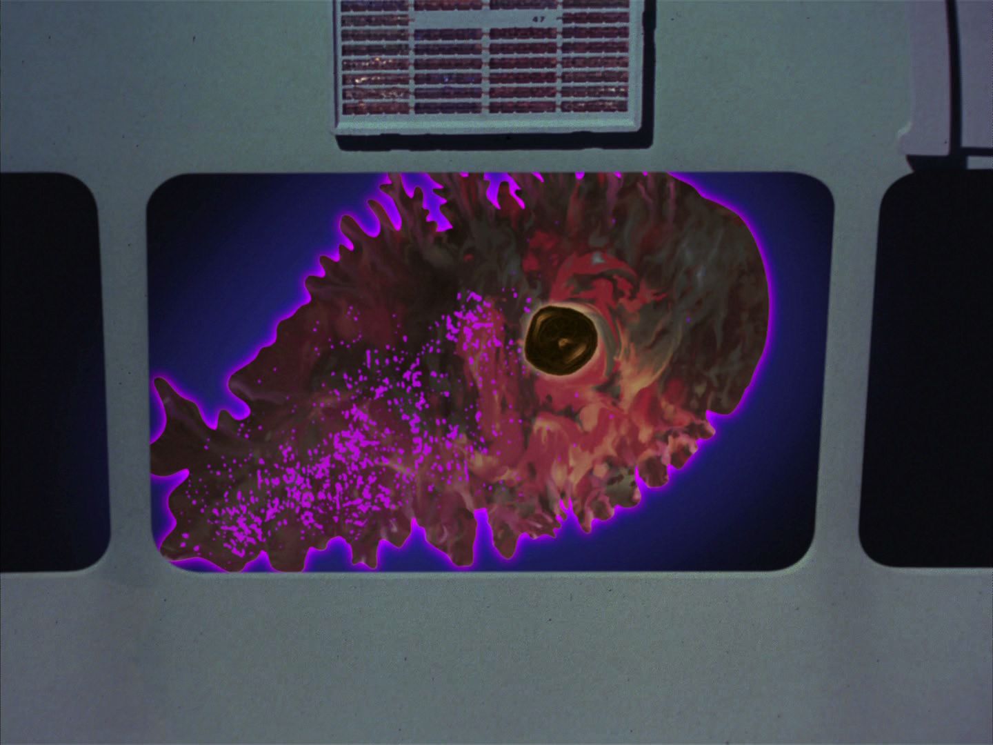 ariane179254_StarTrek_2x18_TheImmunitySyndrome-NewEffects_2309.jpg
