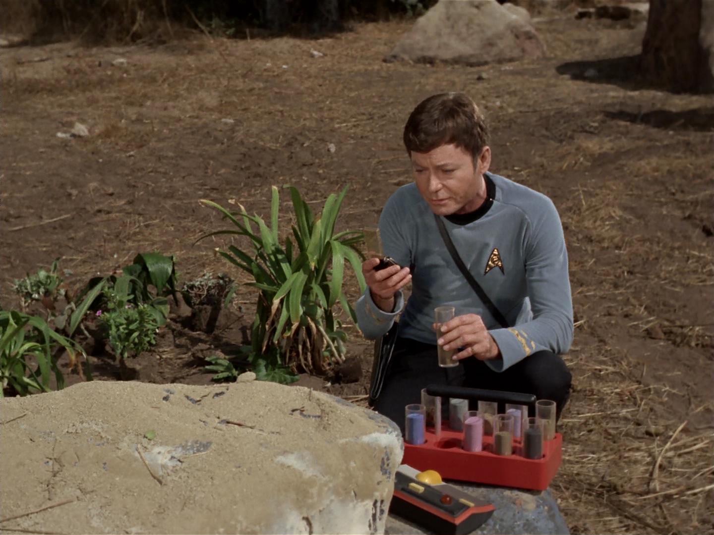 ariane179254_StarTrek_2x19_APrivateLittleWar_0021.jpg