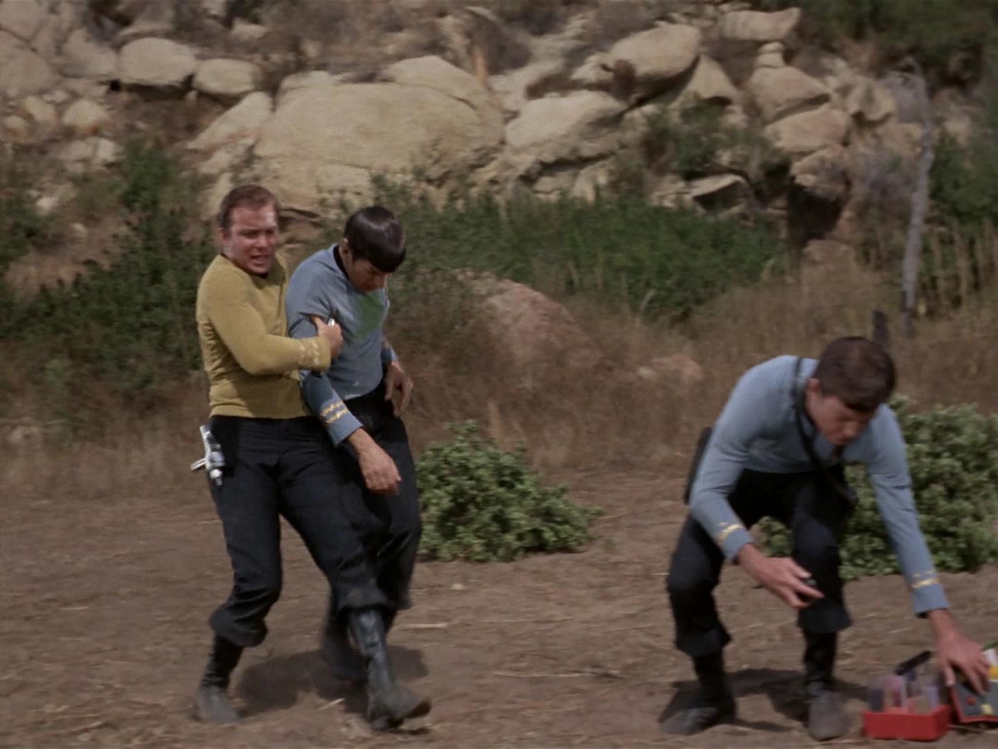 ariane179254_StarTrek_2x19_APrivateLittleWar_0216.jpg