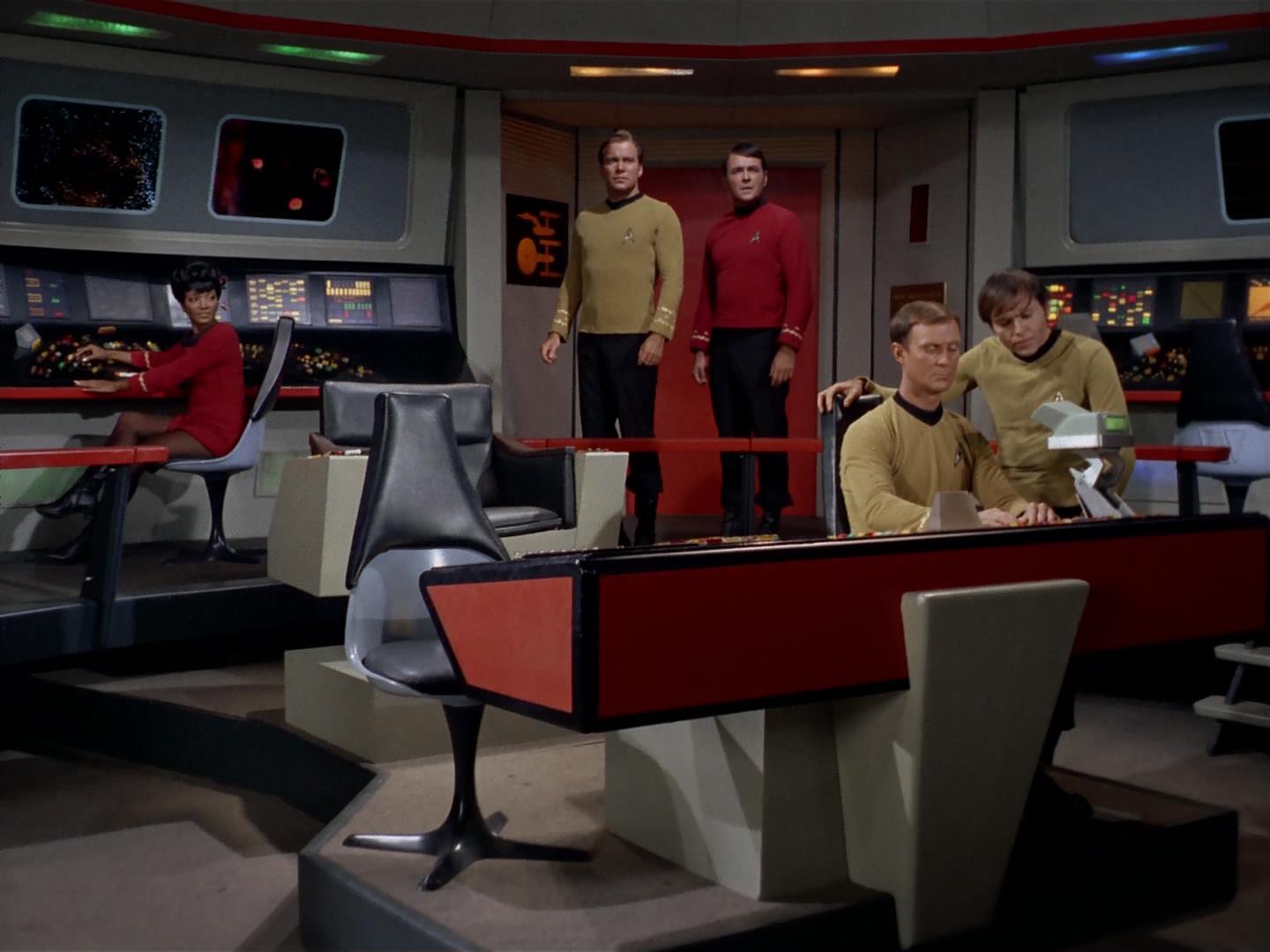 ariane179254_StarTrek_2x19_APrivateLittleWar_0367.jpg