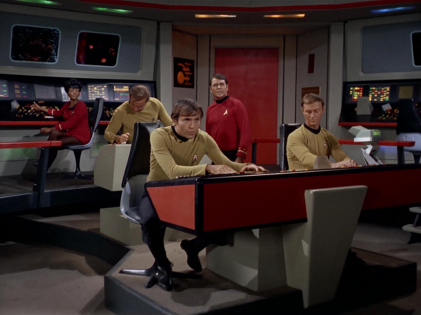 ariane179254_StarTrek_2x19_APrivateLittleWar_0389.jpg