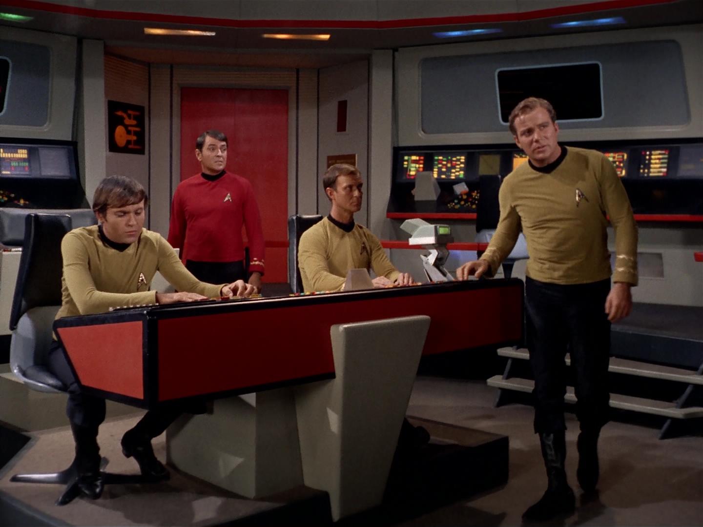 ariane179254_StarTrek_2x19_APrivateLittleWar_0417.jpg