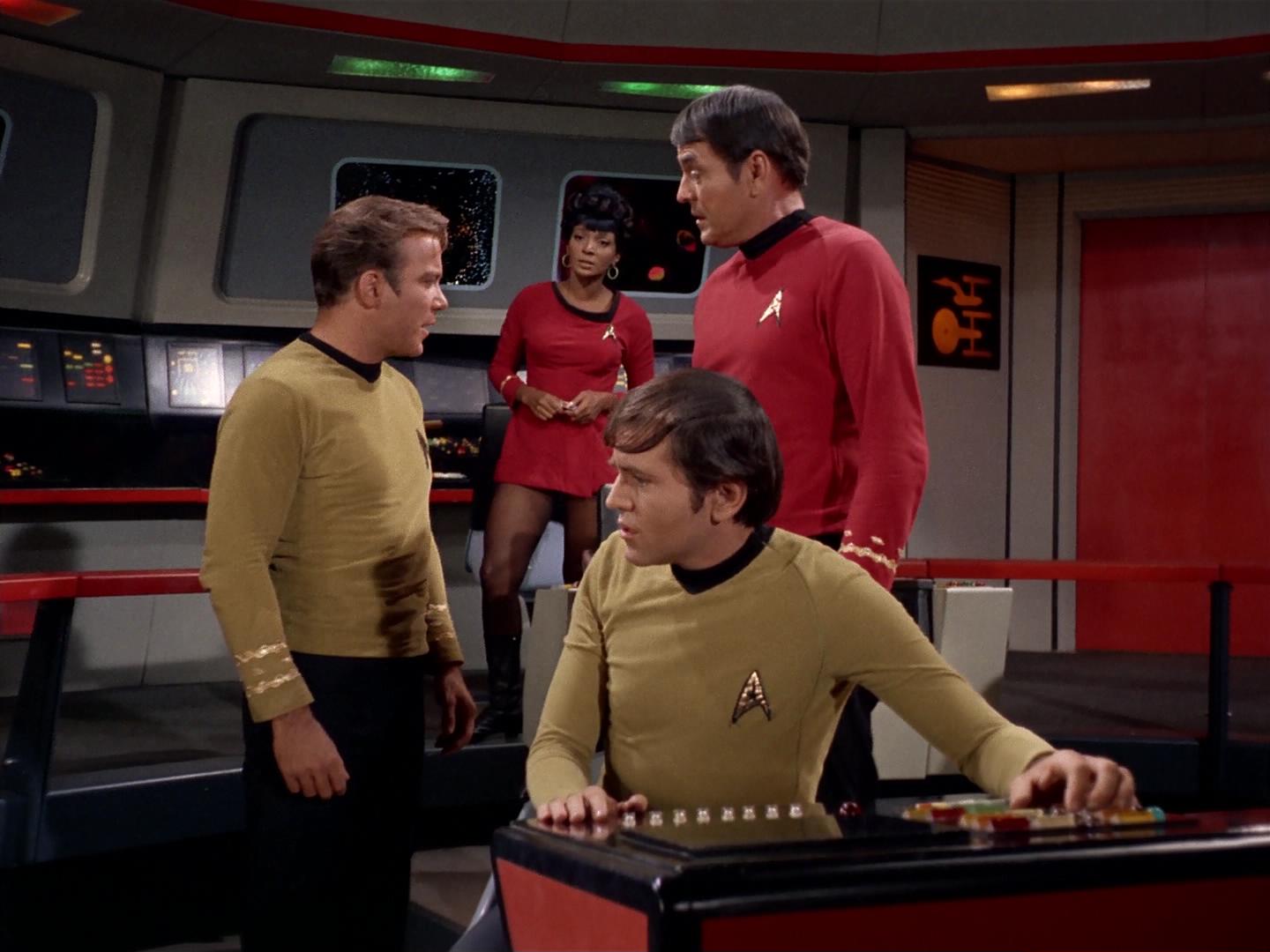 ariane179254_StarTrek_2x19_APrivateLittleWar_0452.jpg