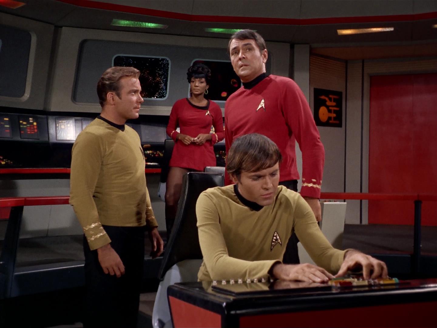 ariane179254_StarTrek_2x19_APrivateLittleWar_0456.jpg