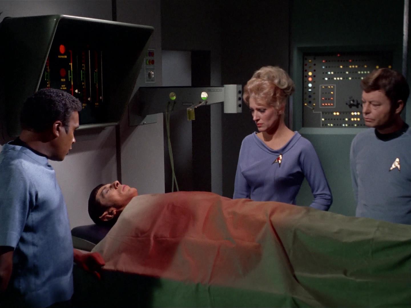 ariane179254_StarTrek_2x19_APrivateLittleWar_0482.jpg