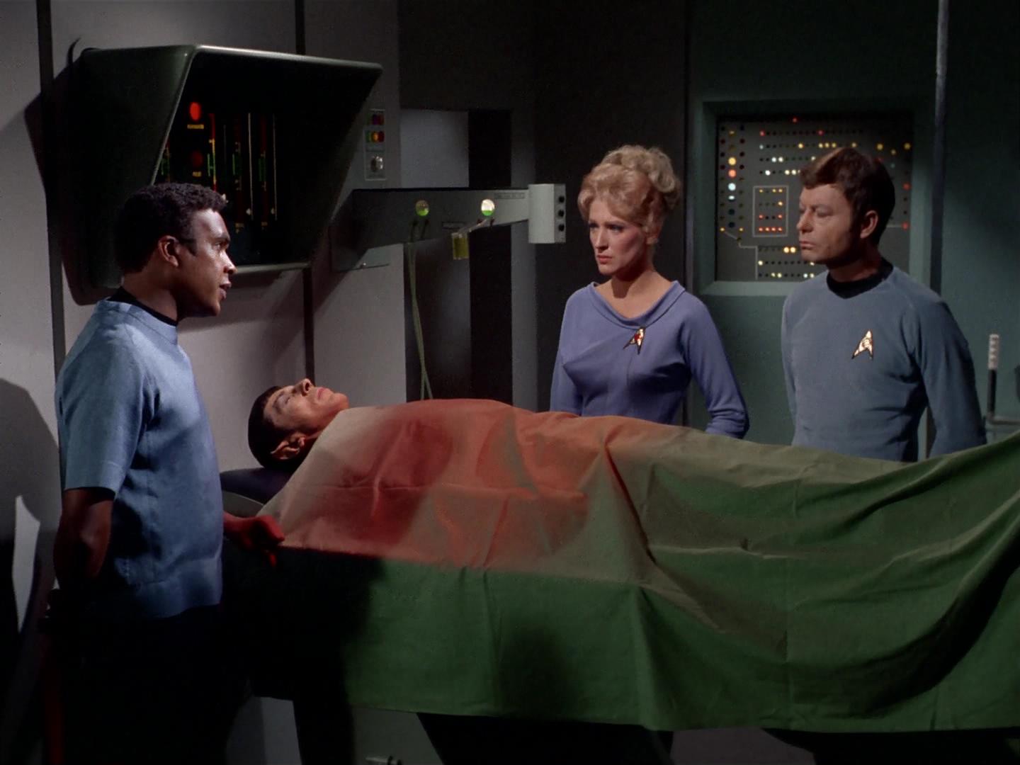 ariane179254_StarTrek_2x19_APrivateLittleWar_0486.jpg