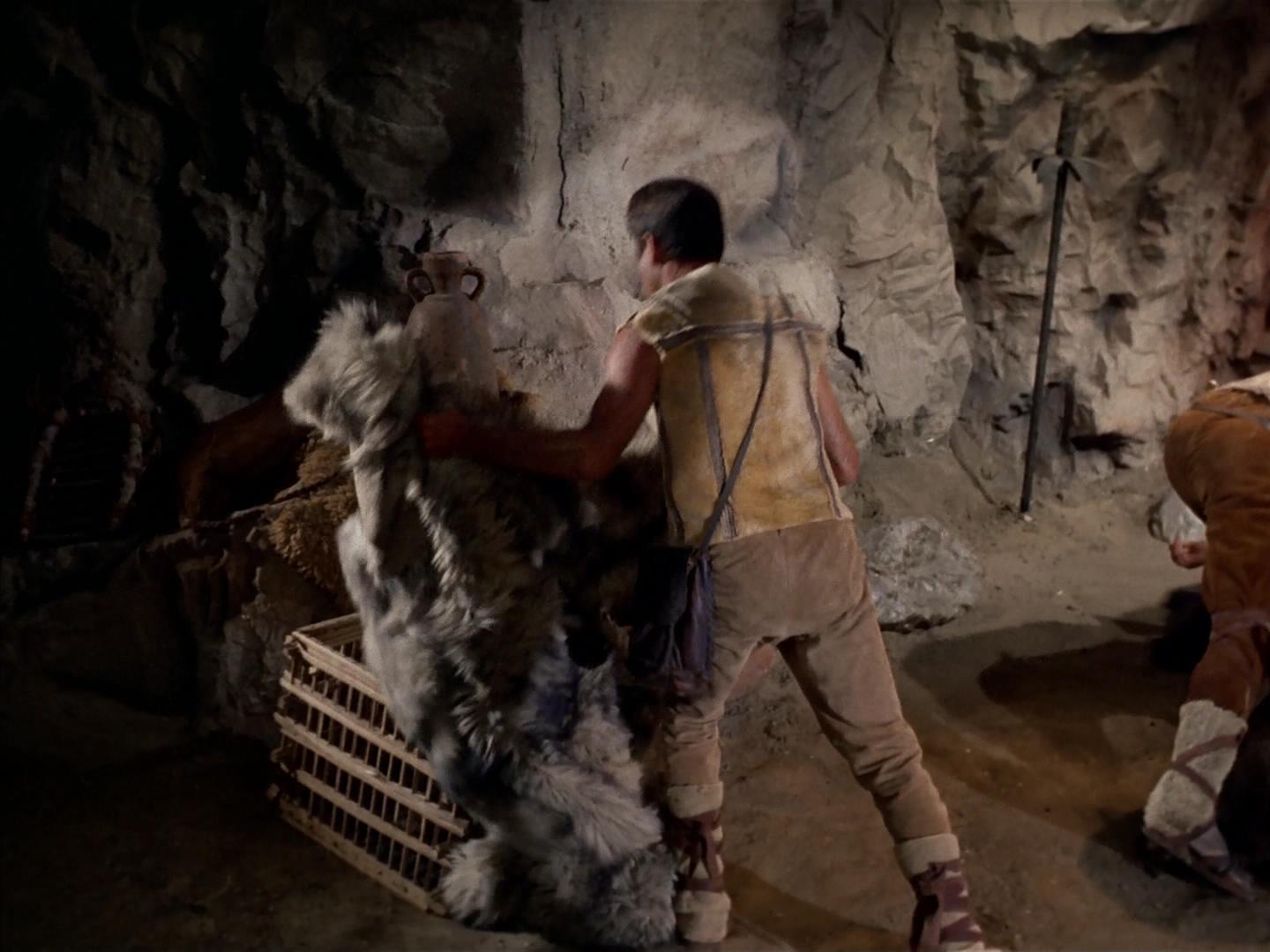 ariane179254_StarTrek_2x19_APrivateLittleWar_0814.jpg