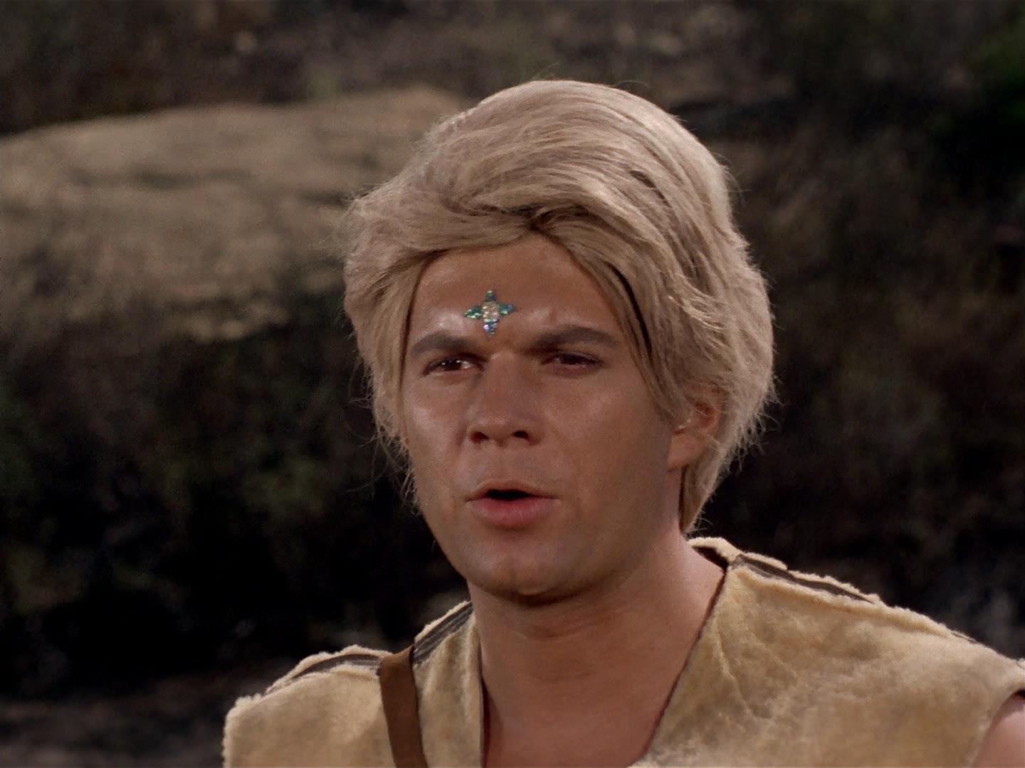 ariane179254_StarTrek_2x19_APrivateLittleWar_0990.jpg
