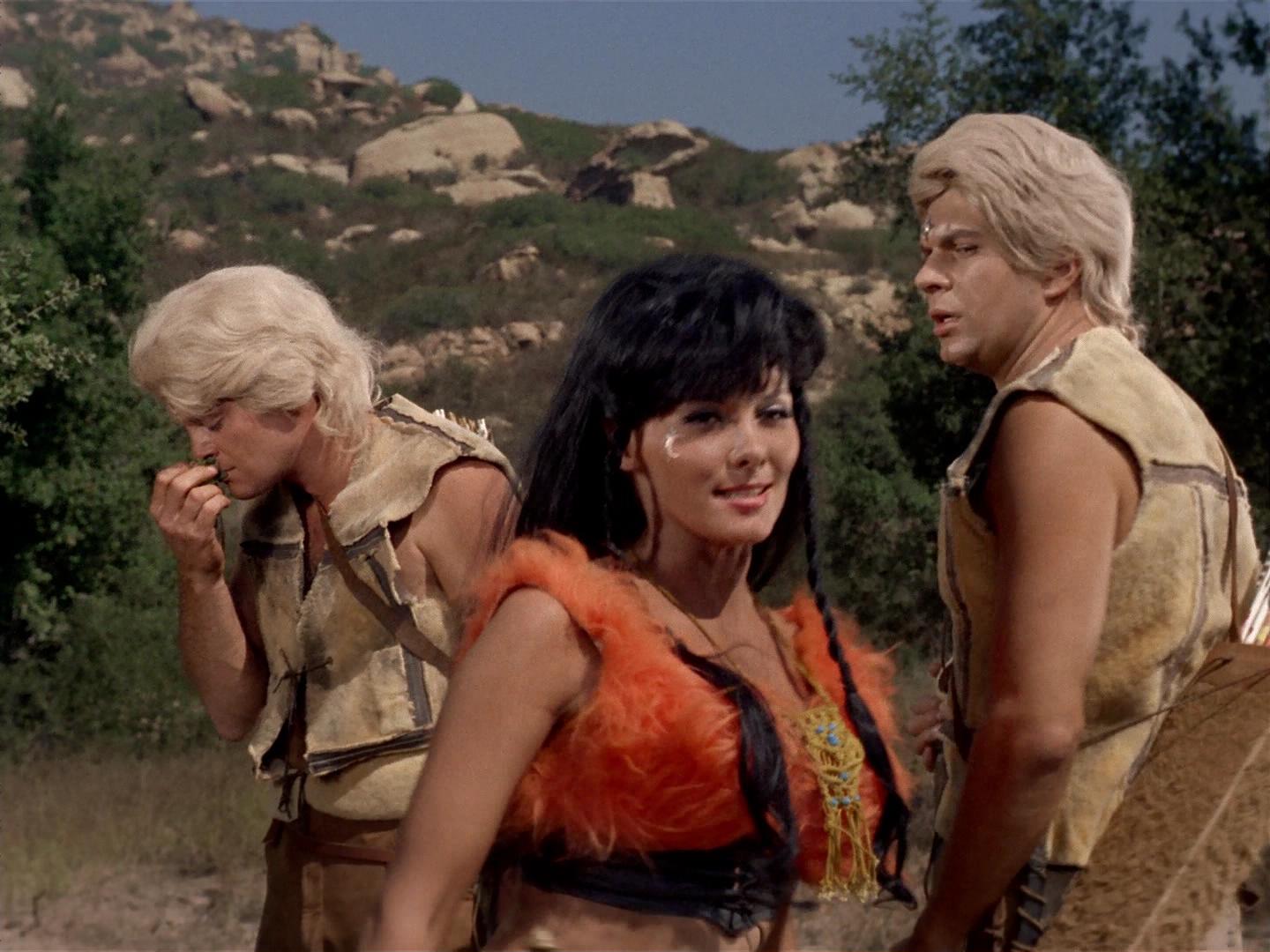 ariane179254_StarTrek_2x19_APrivateLittleWar_0998.jpg