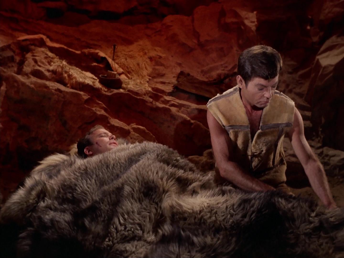 ariane179254_StarTrek_2x19_APrivateLittleWar_1006.jpg