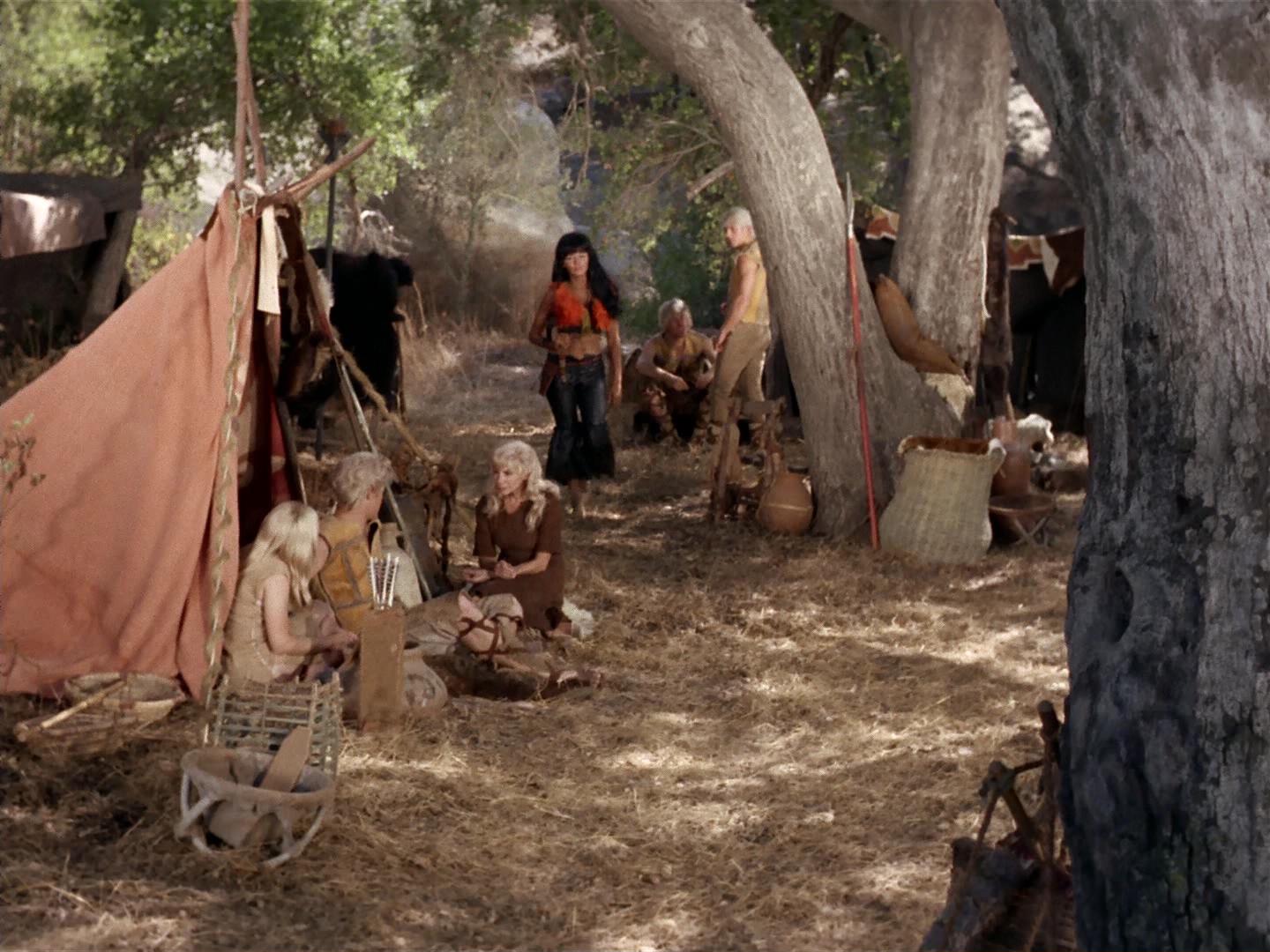 ariane179254_StarTrek_2x19_APrivateLittleWar_1071.jpg