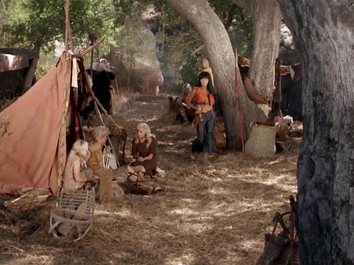 ariane179254_StarTrek_2x19_APrivateLittleWar_1073.jpg