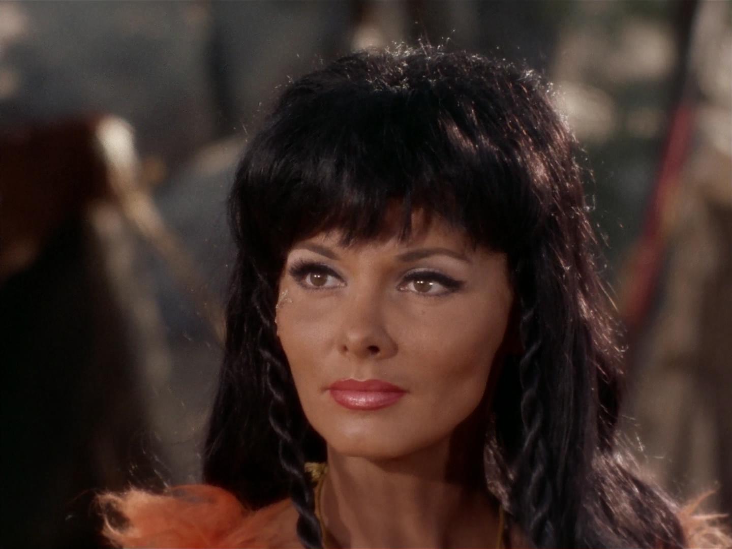 ariane179254_StarTrek_2x19_APrivateLittleWar_1108.jpg