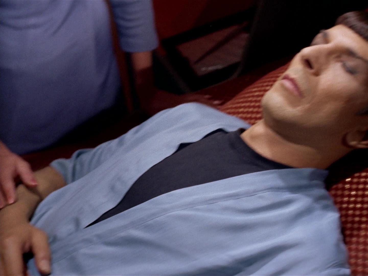 ariane179254_StarTrek_2x19_APrivateLittleWar_1137.jpg