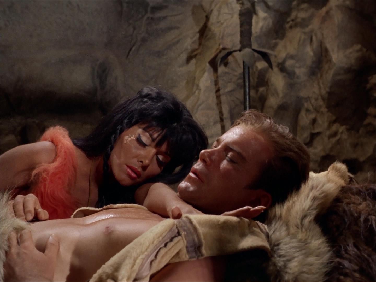 ariane179254_StarTrek_2x19_APrivateLittleWar_1280.jpg