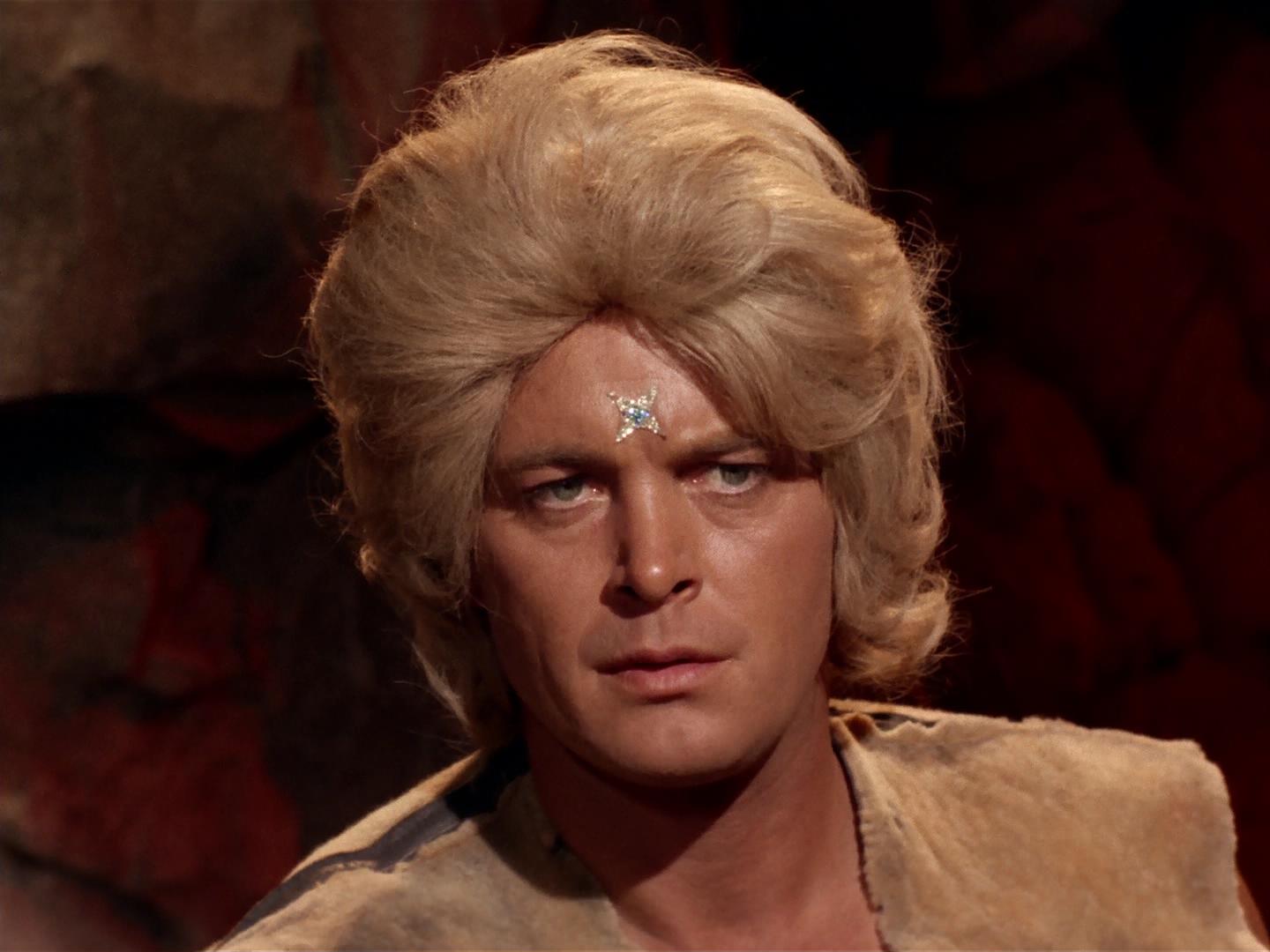 ariane179254_StarTrek_2x19_APrivateLittleWar_1389.jpg