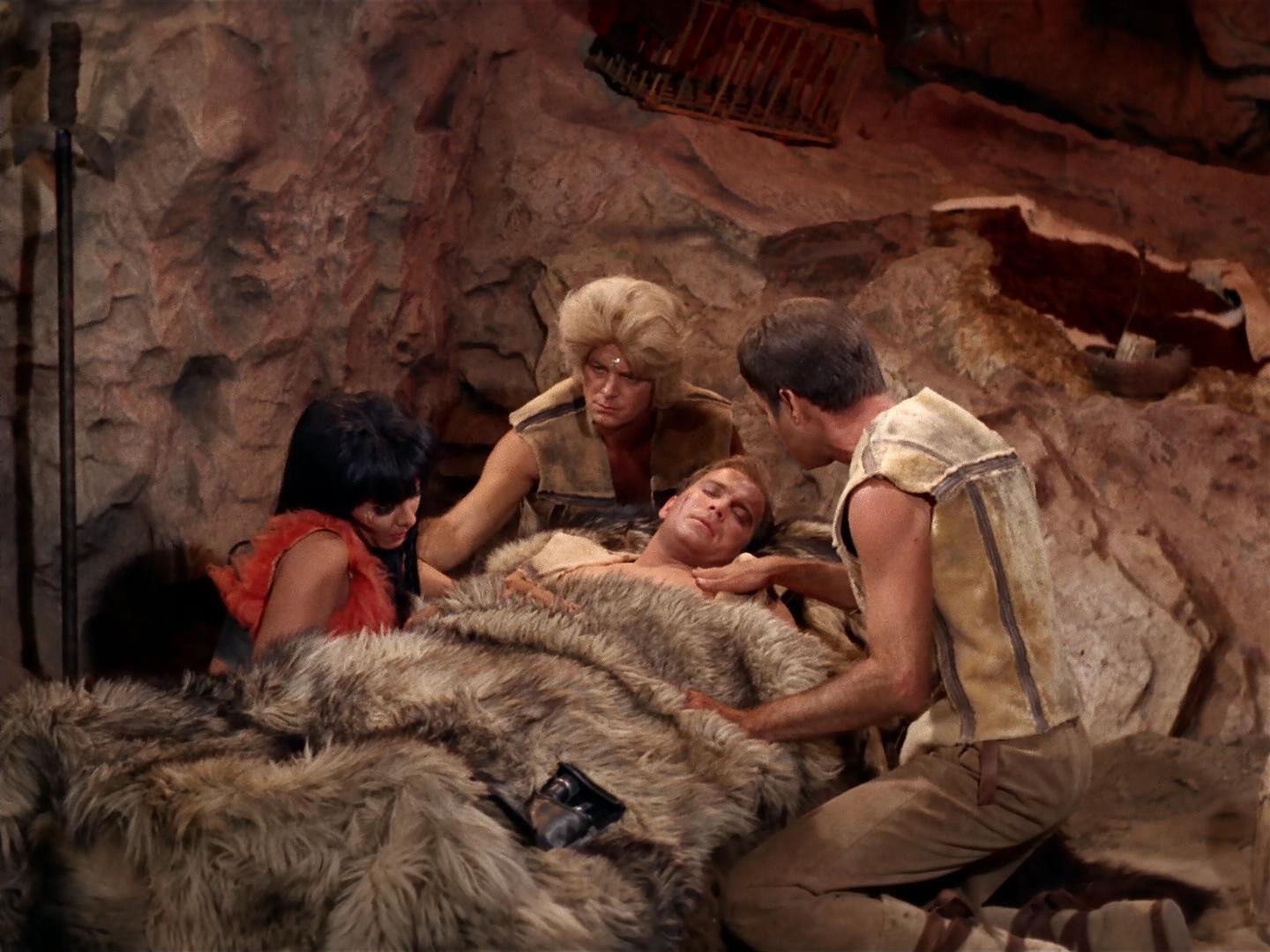 ariane179254_StarTrek_2x19_APrivateLittleWar_1409.jpg