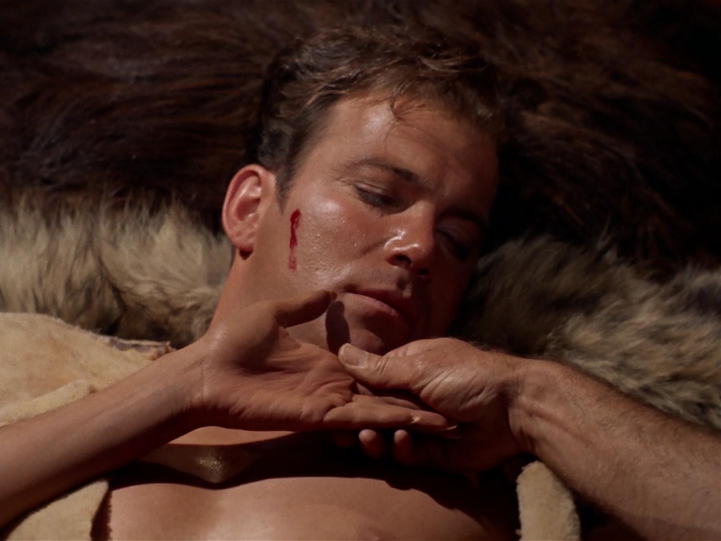 ariane179254_StarTrek_2x19_APrivateLittleWar_1419.jpg