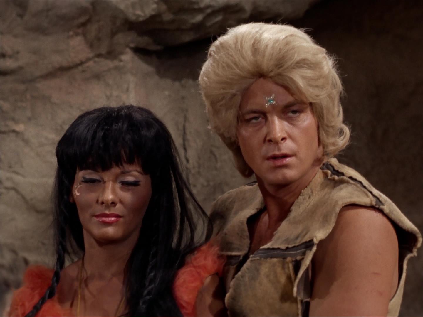 ariane179254_StarTrek_2x19_APrivateLittleWar_1449.jpg
