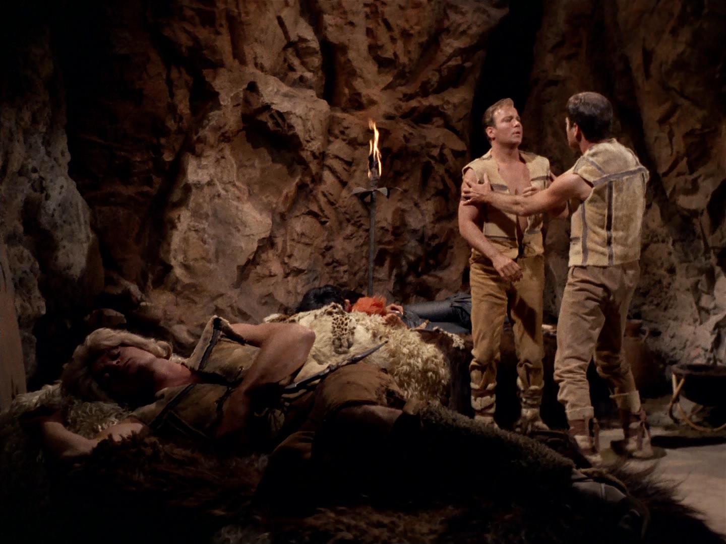 ariane179254_StarTrek_2x19_APrivateLittleWar_1519.jpg