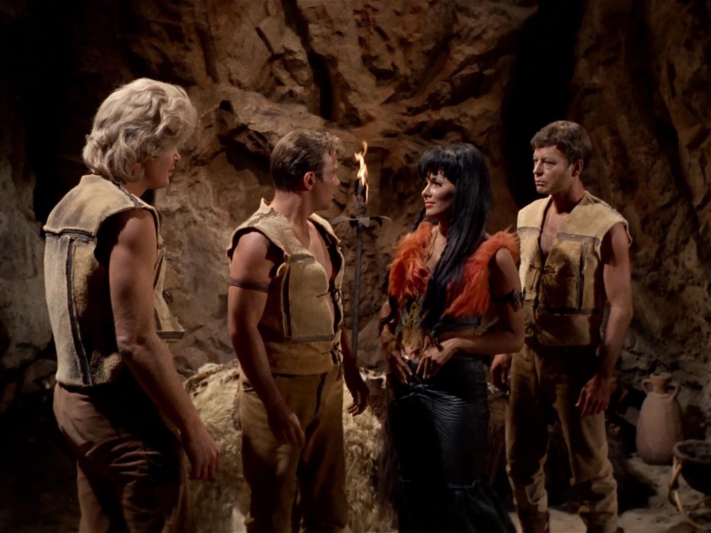 ariane179254_StarTrek_2x19_APrivateLittleWar_1573.jpg