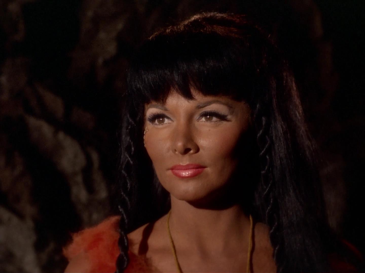 ariane179254_StarTrek_2x19_APrivateLittleWar_1584.jpg