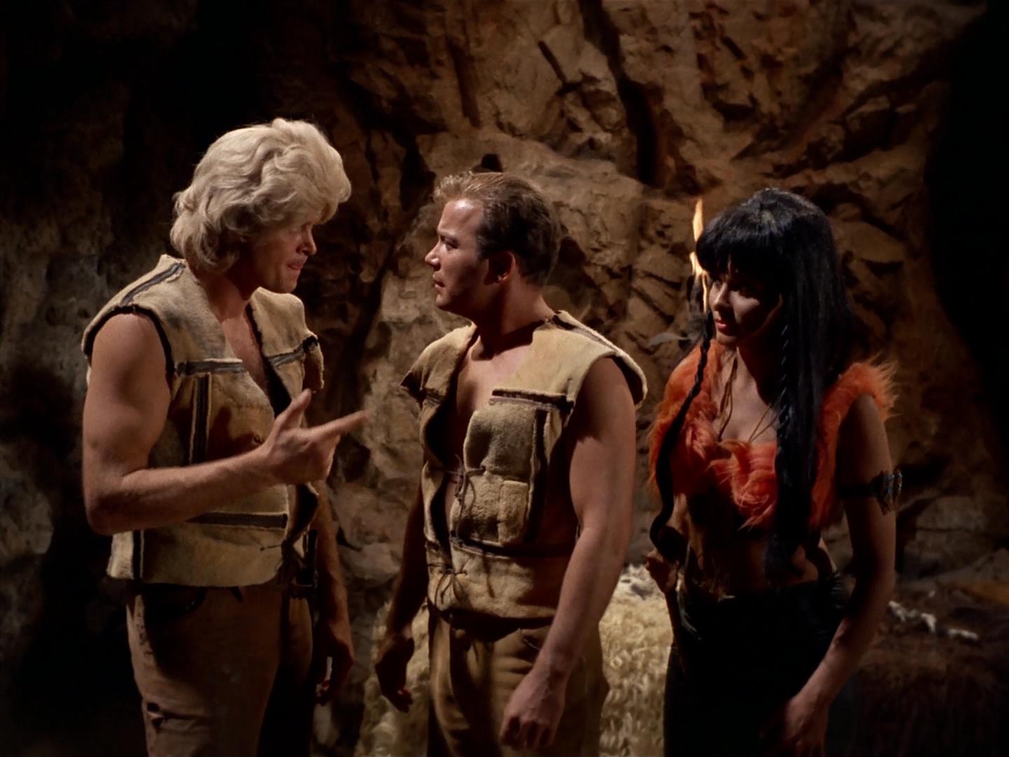 ariane179254_StarTrek_2x19_APrivateLittleWar_1619.jpg
