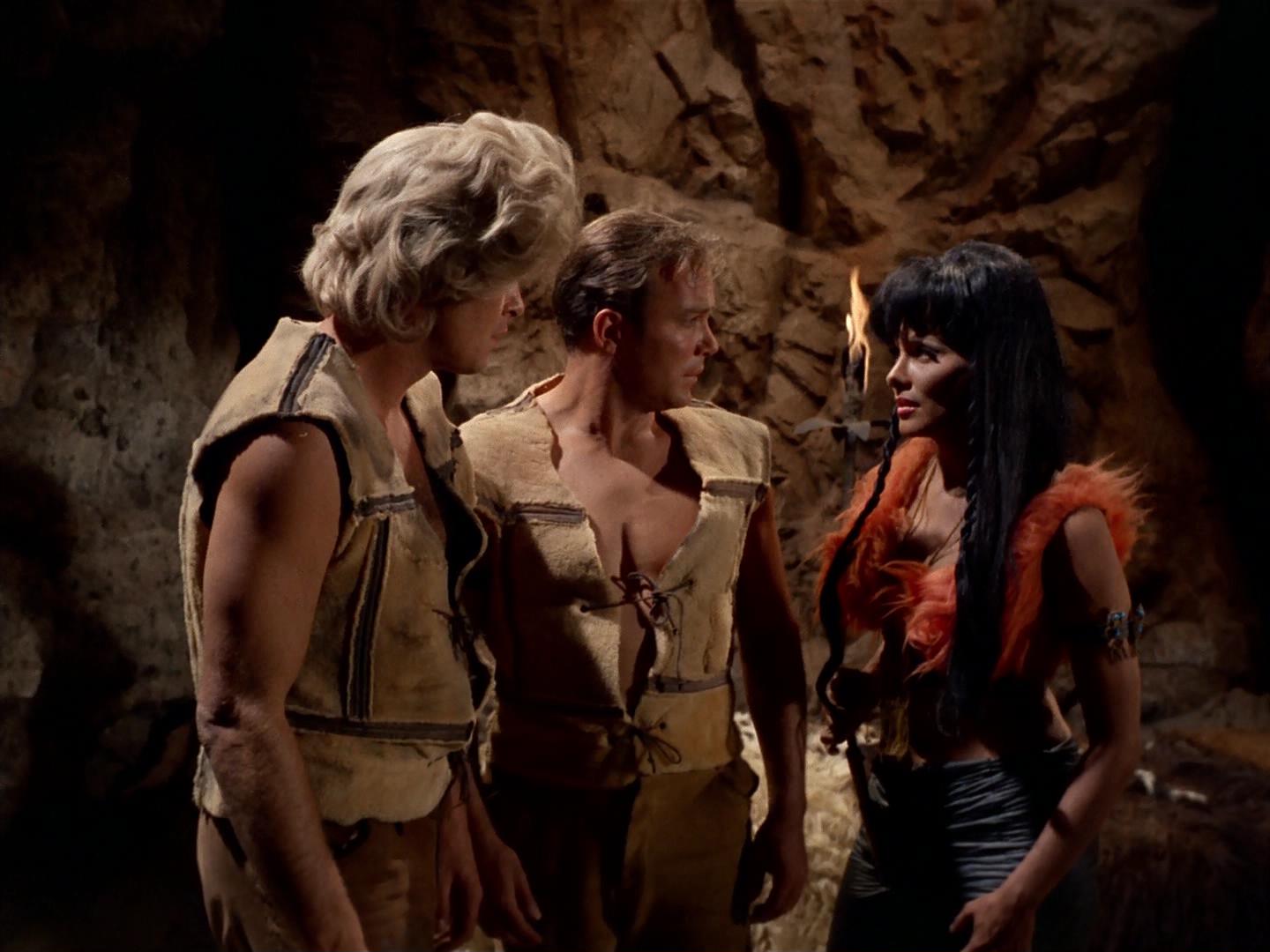 ariane179254_StarTrek_2x19_APrivateLittleWar_1623.jpg