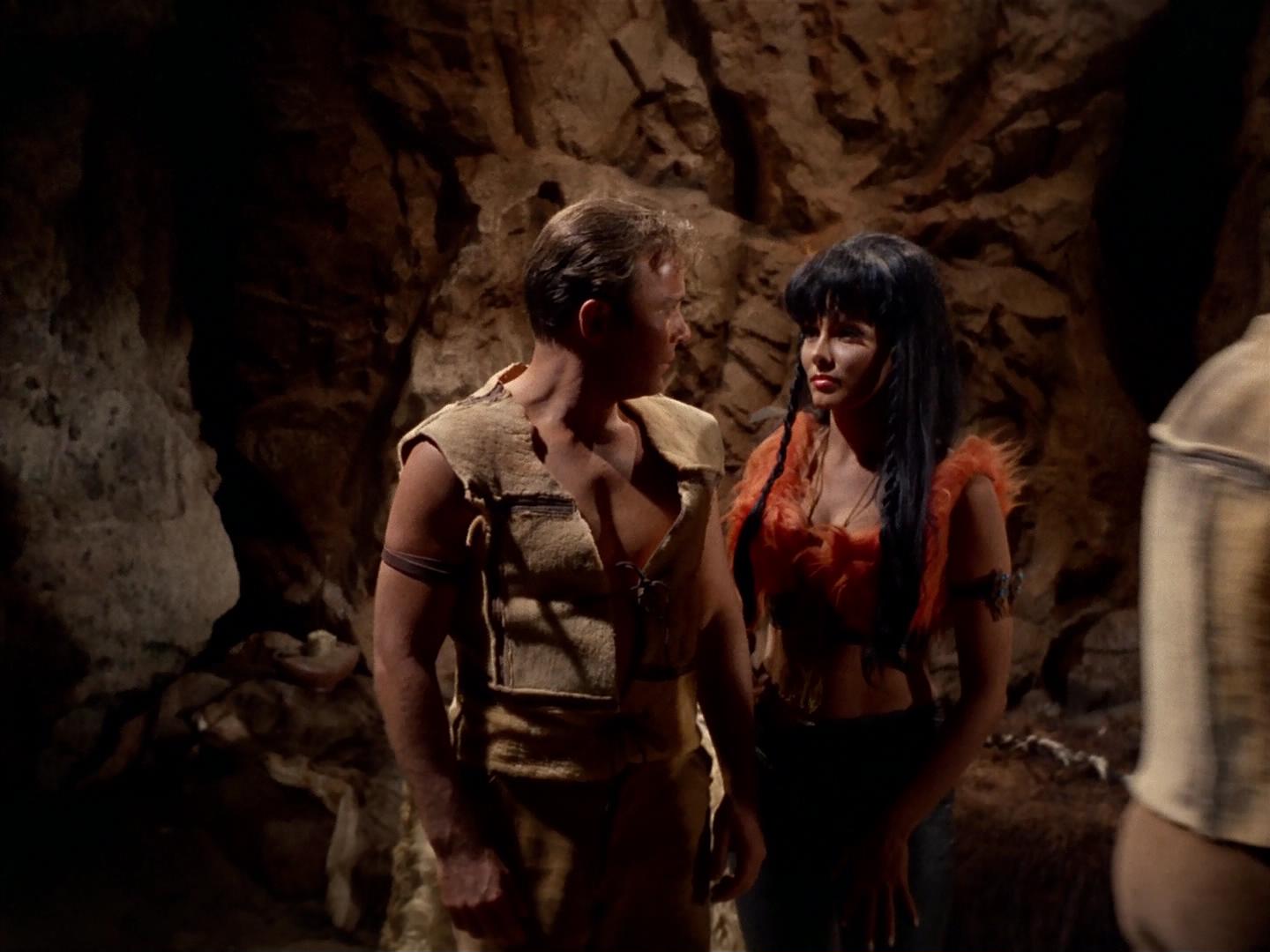 ariane179254_StarTrek_2x19_APrivateLittleWar_1625.jpg