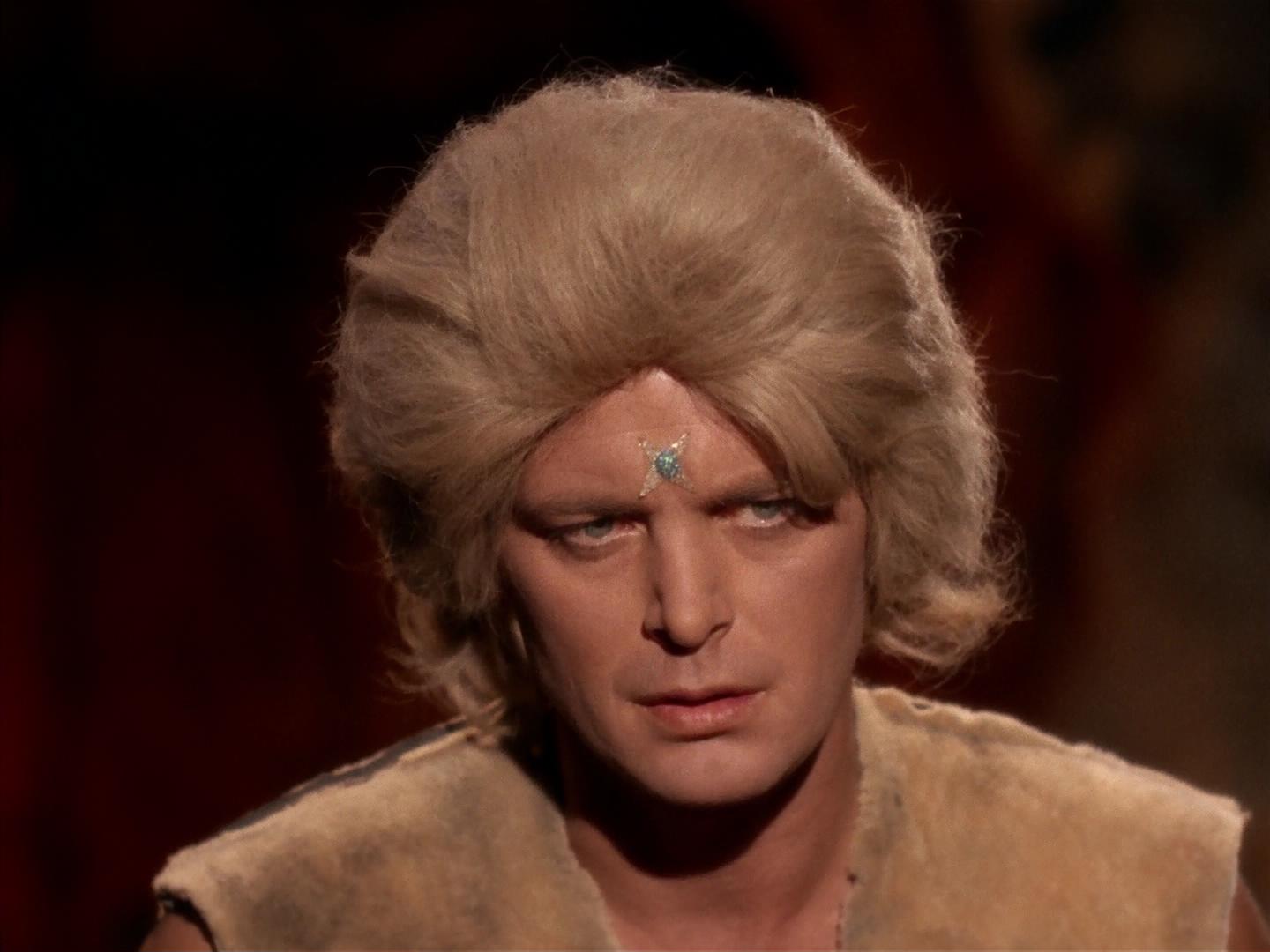 ariane179254_StarTrek_2x19_APrivateLittleWar_1702.jpg