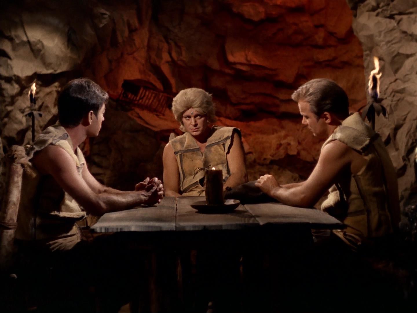 ariane179254_StarTrek_2x19_APrivateLittleWar_1723.jpg