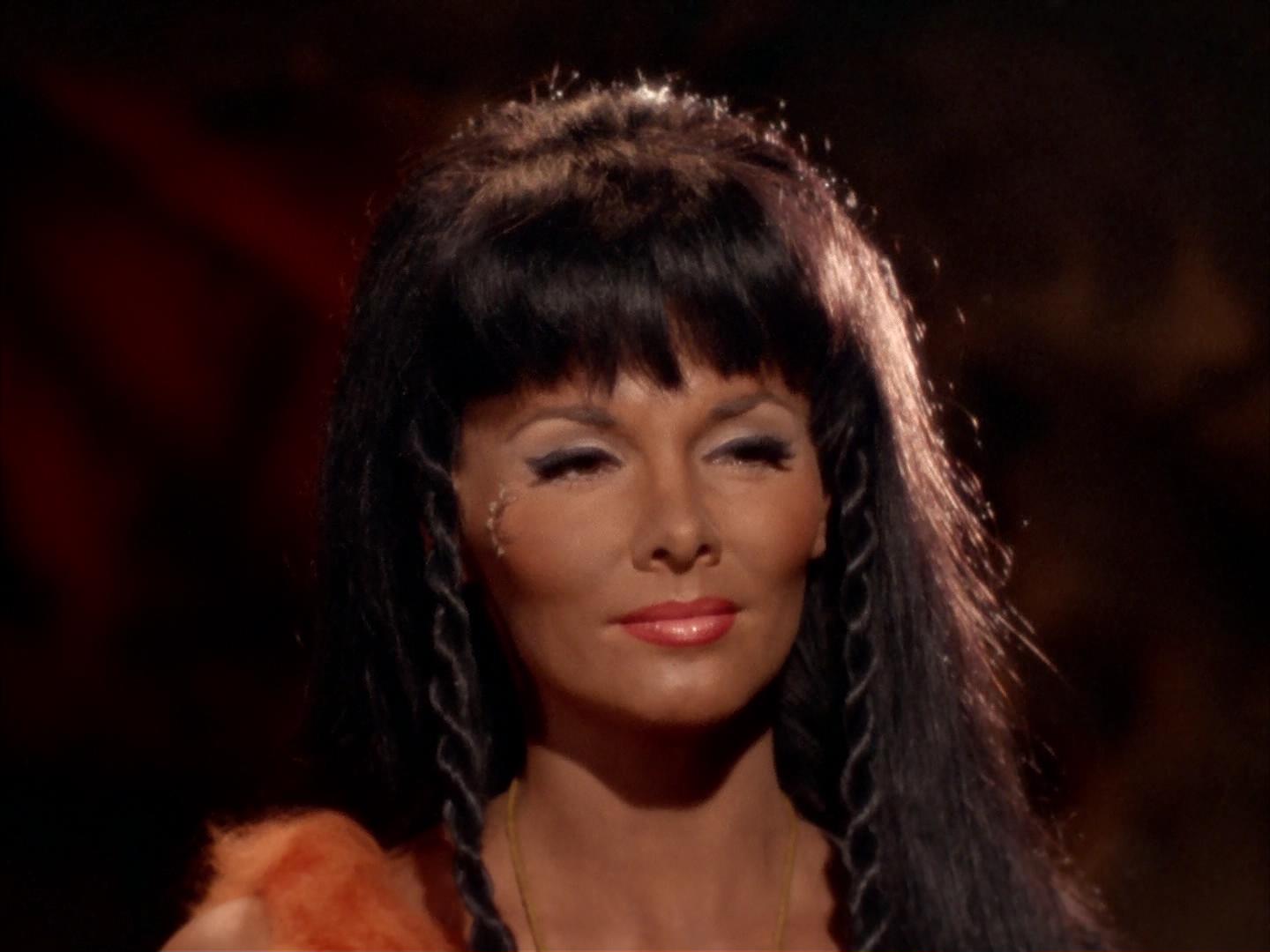 ariane179254_StarTrek_2x19_APrivateLittleWar_1737.jpg