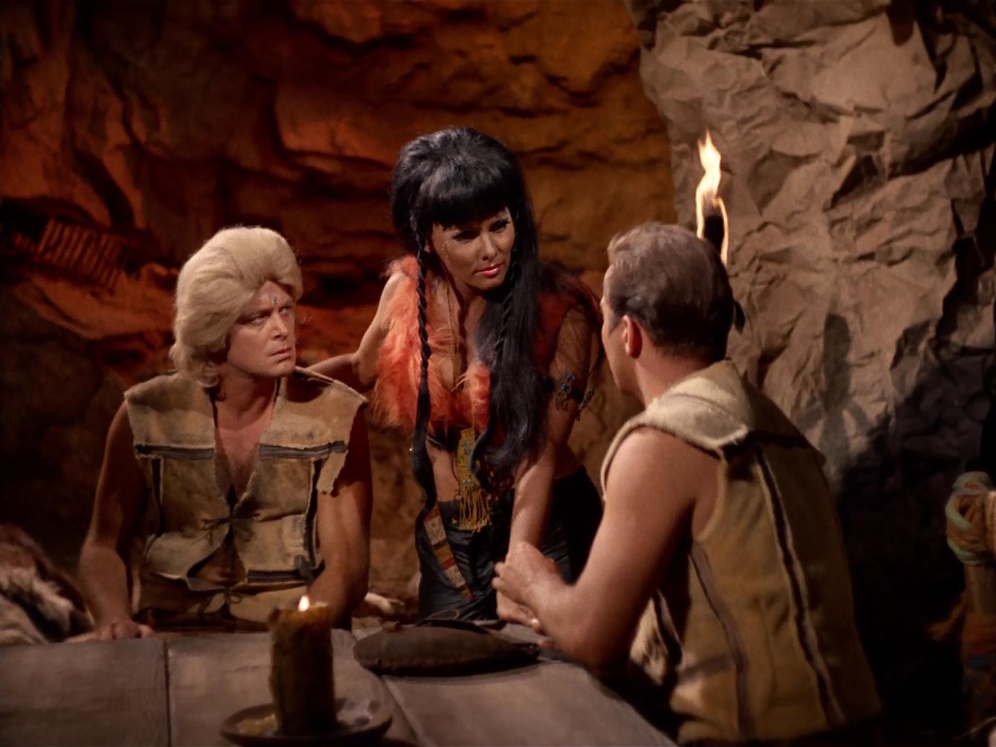 ariane179254_StarTrek_2x19_APrivateLittleWar_1794.jpg