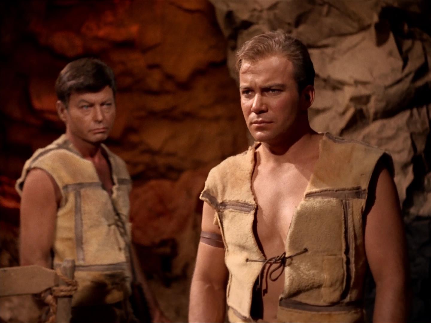 ariane179254_StarTrek_2x19_APrivateLittleWar_1917.jpg