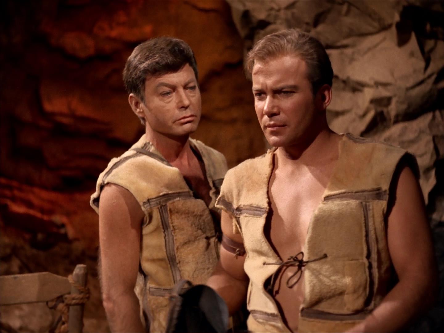ariane179254_StarTrek_2x19_APrivateLittleWar_1930.jpg