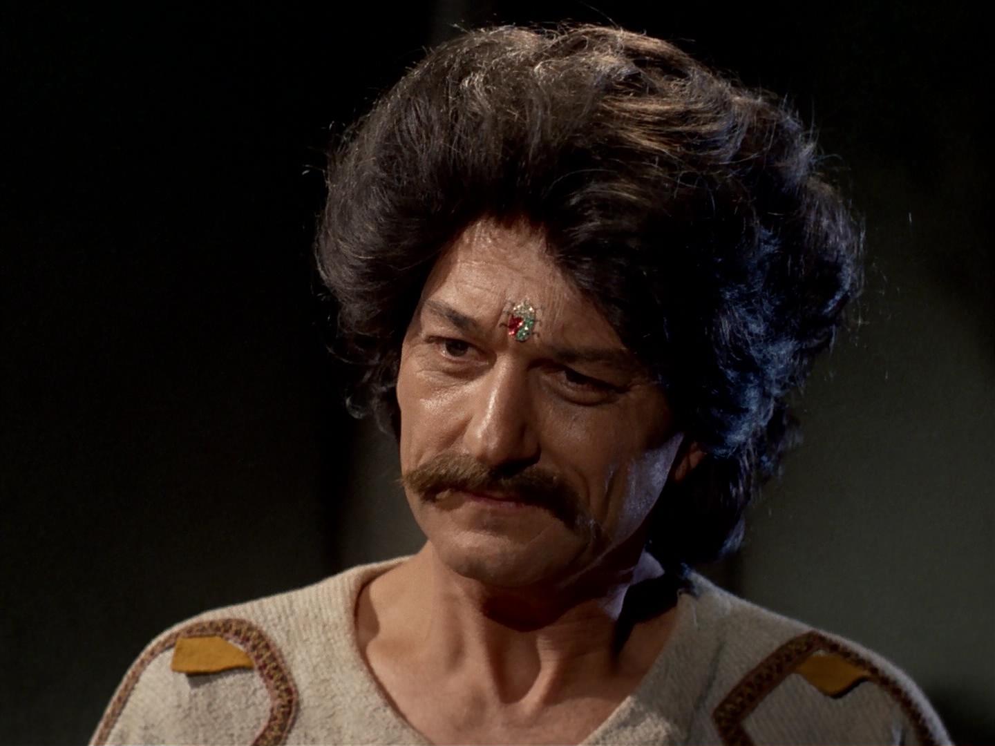 ariane179254_StarTrek_2x19_APrivateLittleWar_2027.jpg