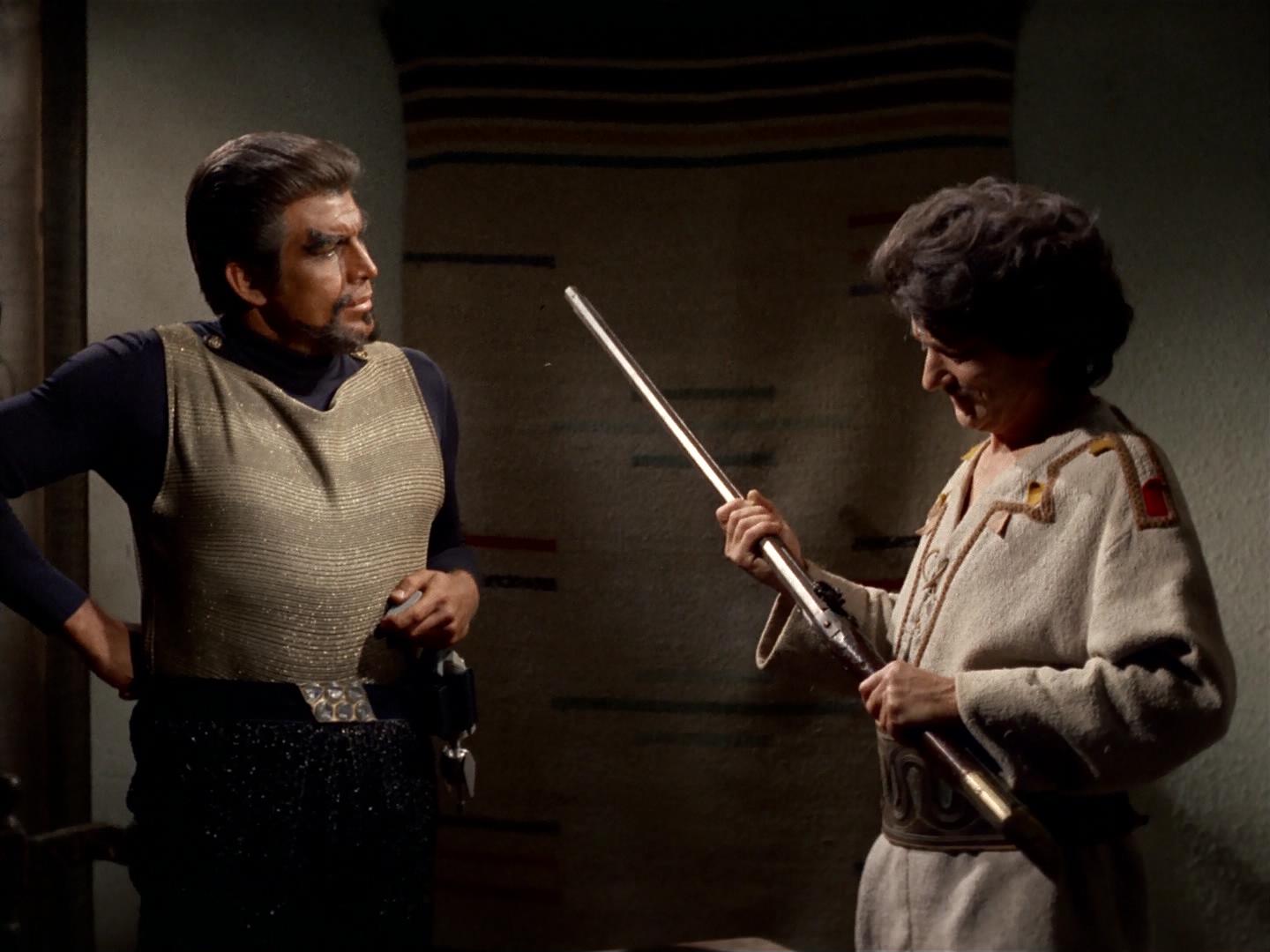 ariane179254_StarTrek_2x19_APrivateLittleWar_2044.jpg