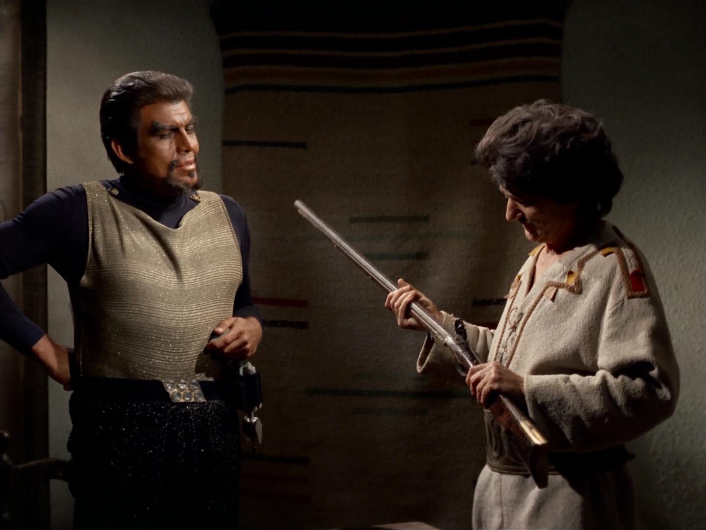 ariane179254_StarTrek_2x19_APrivateLittleWar_2045.jpg