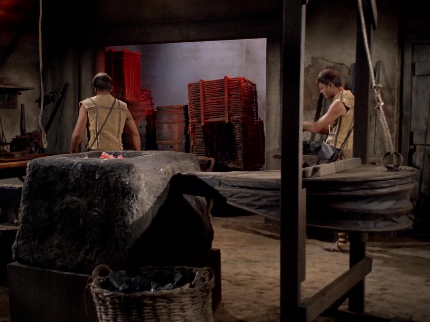 ariane179254_StarTrek_2x19_APrivateLittleWar_2093.jpg