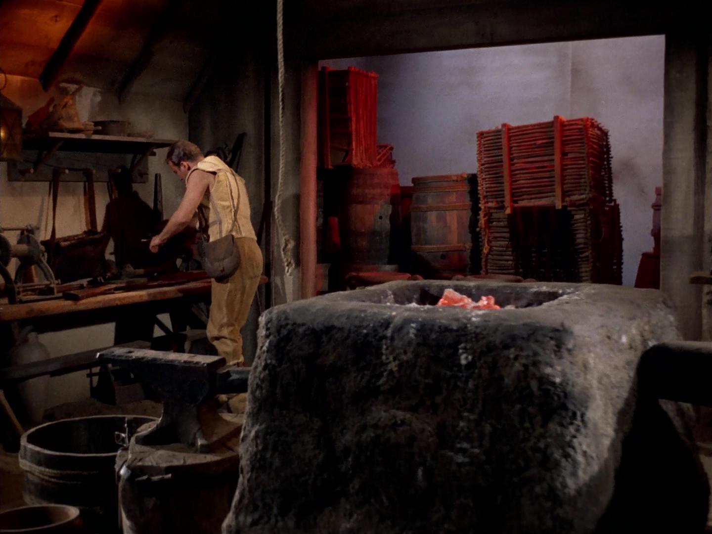 ariane179254_StarTrek_2x19_APrivateLittleWar_2096.jpg
